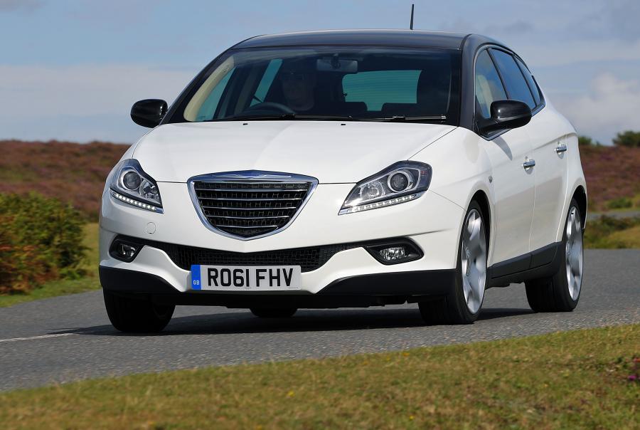  Chrysler Delta 2011 года  (фото 45 из 69)